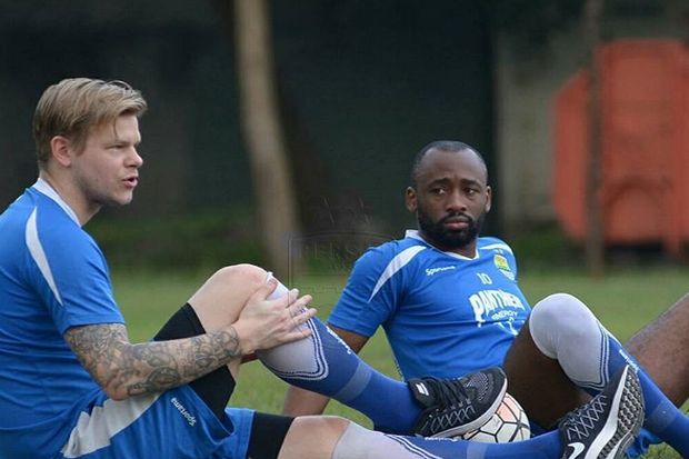 Kemungkinan Persib Jajal...