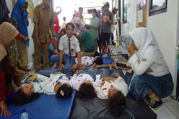 Korban Kelas Ambruk...