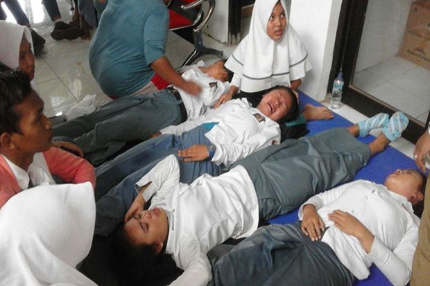 Sebelum Atap Sekolah...