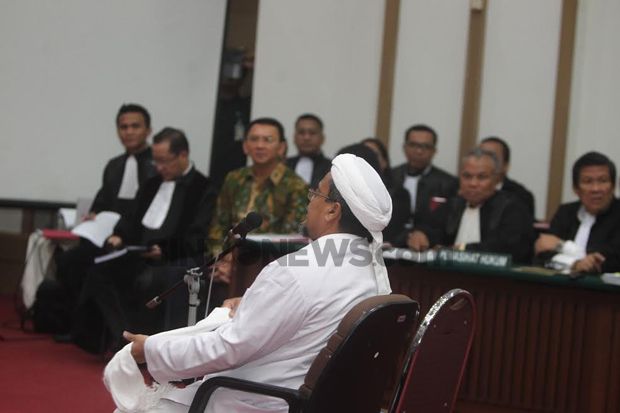 Habib Novel: Habib Rizieq...