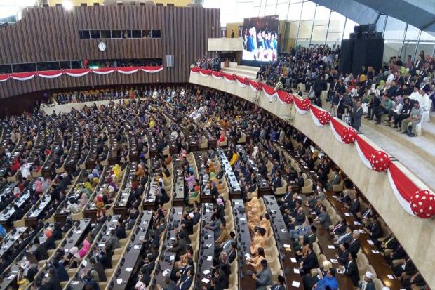 Diagendakan 10 Menit,...