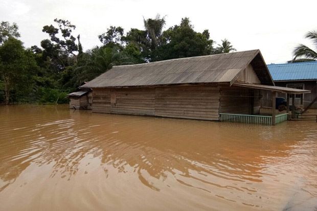 Banjir di Arut Utara...