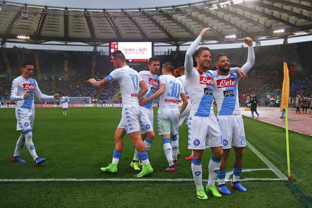 Sambangi Olimpico, Napoli...