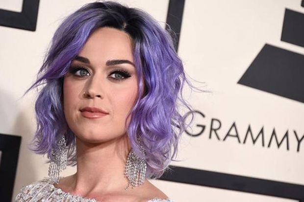 Putus Cinta, Katy Perry...
