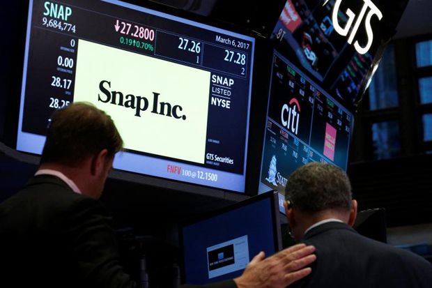 Saham Snap Merosot 12%,...