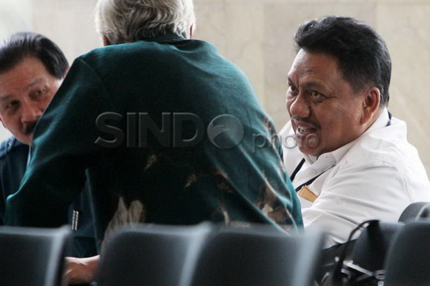 Gubernur Sulut Olly...