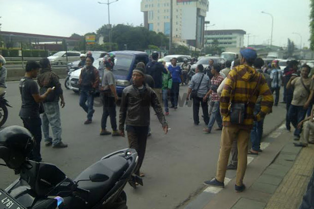 Sopir Angkot dan Ojek...