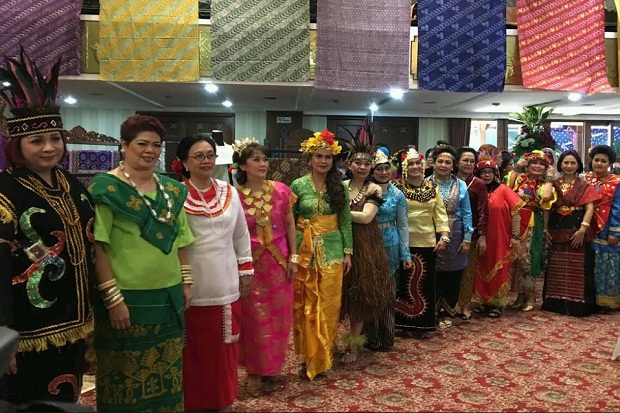 Komunitas Cinta Berkain...