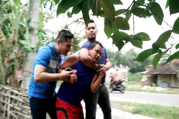 Sehari, Polres Demak...