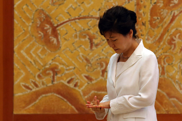 Oposisi Minta Park Geun-hye...