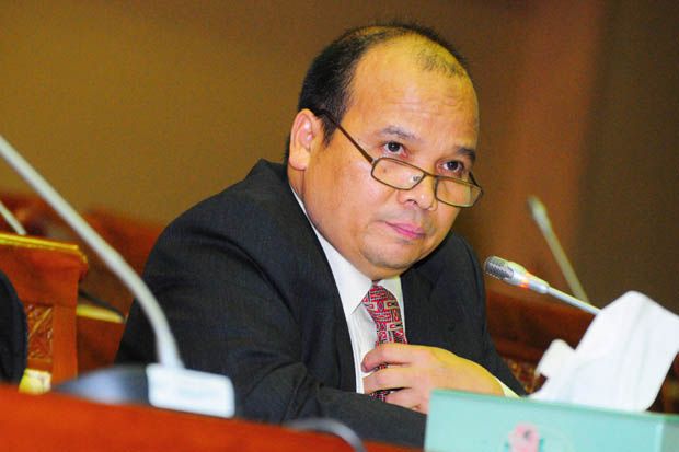 Yunus Husein Kritik...