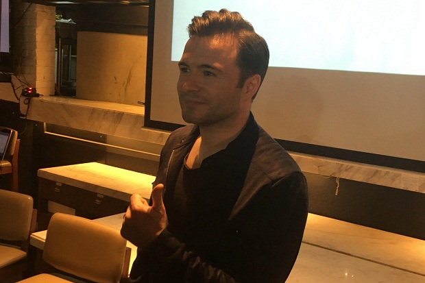 Shane Filan Manjakan...