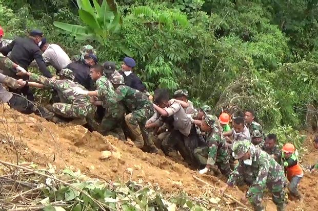Kerugian Banjir dan...