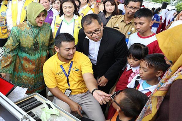 Lions Club Bagikan 2.000...
