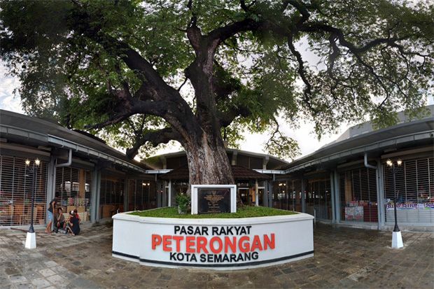 Revitalisasi Pasar Peterongan,...