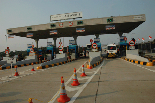 Semua Gerbang Tol Akan...