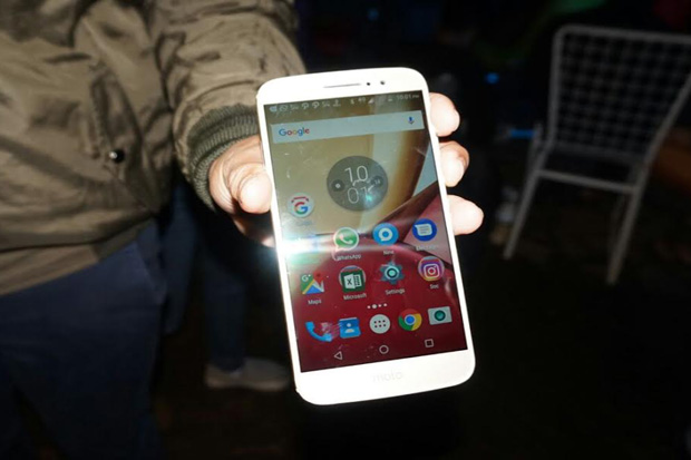 Penjualan Moto Z Series...
