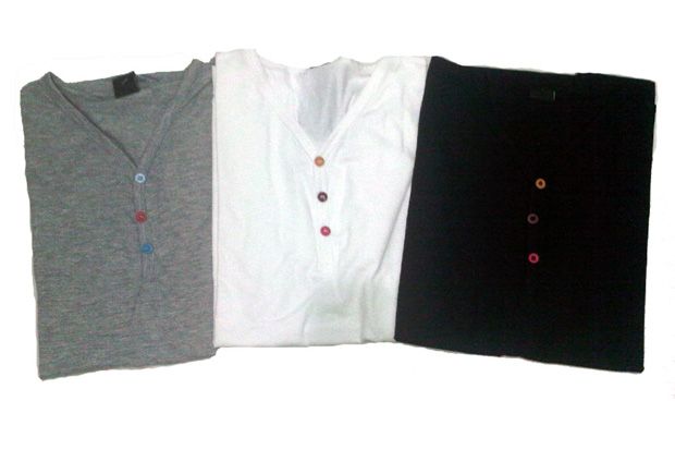 4 Warna Kaos Polos yang...
