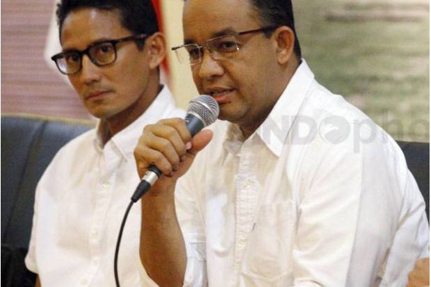 Anies Baswedan Jenguk...