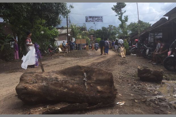 Jalan Menuju Tambang...