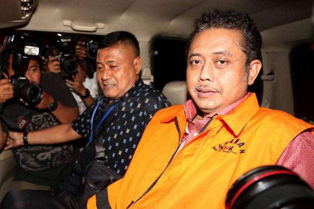 Suap Ditjen Pajak, KPK...