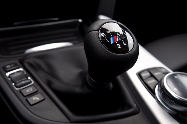 BMW Kurangi Produksi...