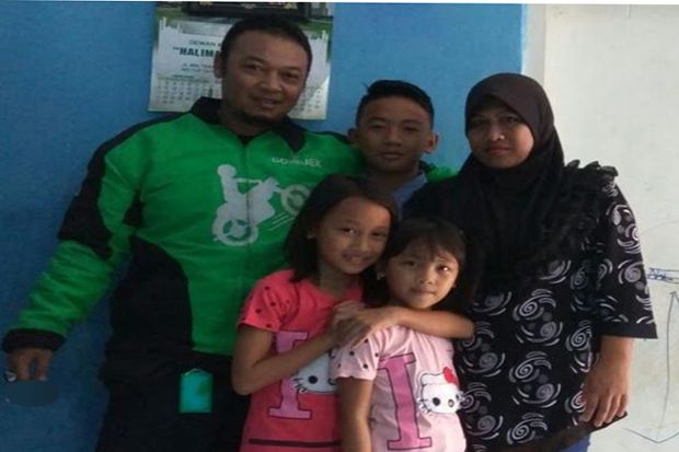 Pensiun Jadi Preman,...