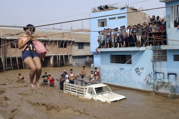 Banjir Besar Landa Peru,...