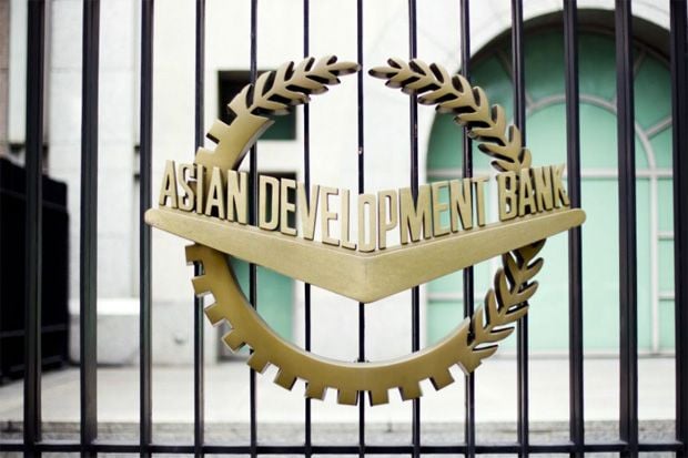 ADB Catat Investasi...
