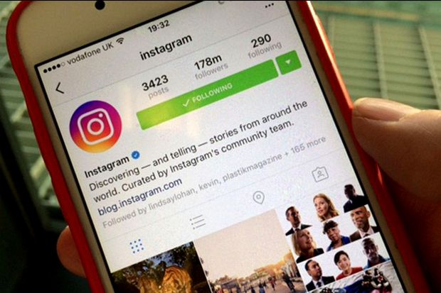 Instagram Raih 1 Juta...