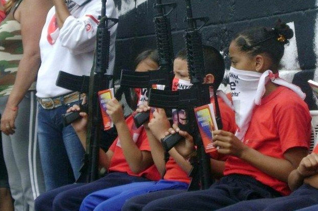 Geng Anak-anak Habisi...