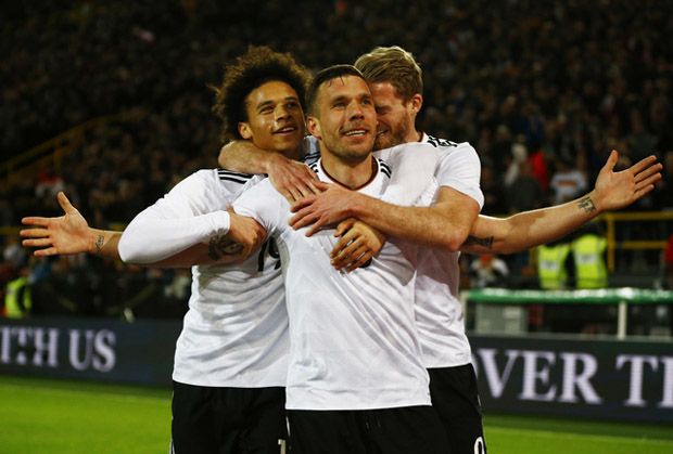 Gol ke Gawang Inggris...