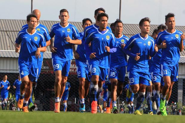 4 Pemain Persib Bandung...