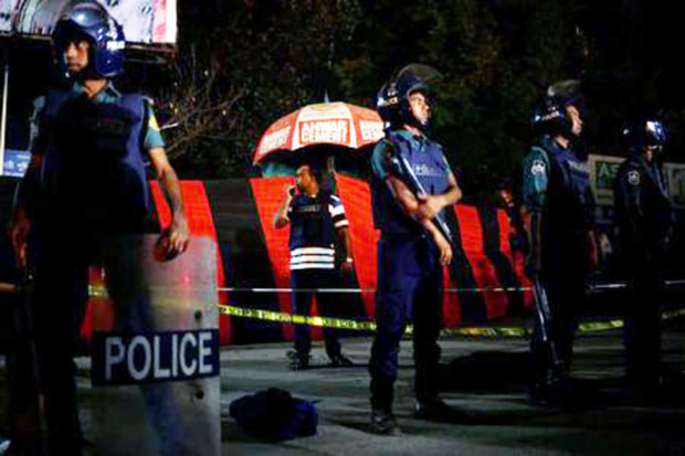 Bangladesh Airport Bomber...