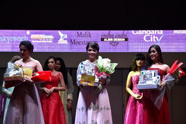 Finalis Miss Internet...