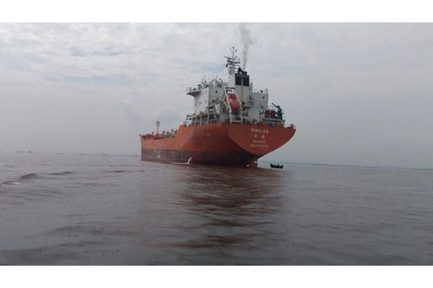 Kapal Berbendara Marshall...