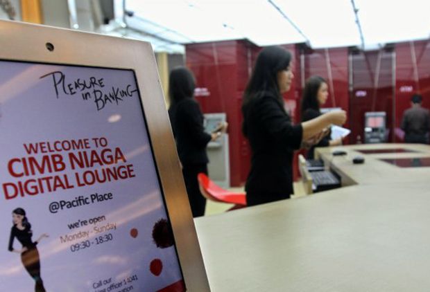 Bank CIMB Niaga Perluas...