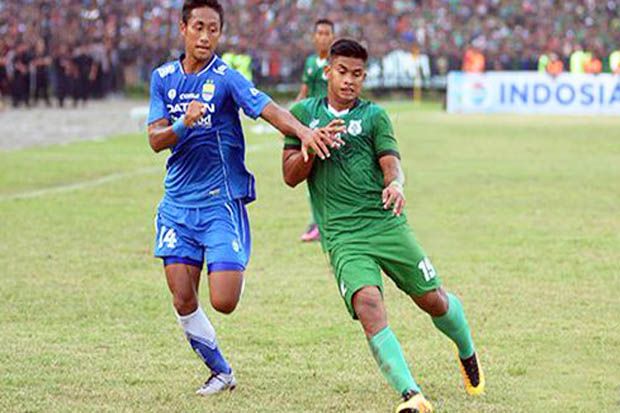 Persib Bandung vs PSMS...