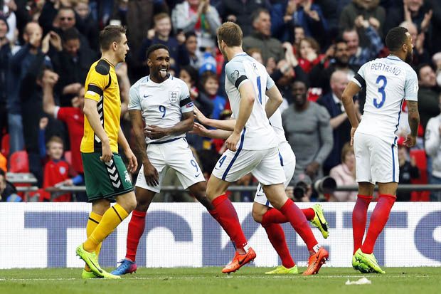 Babak I: Inggris dan...