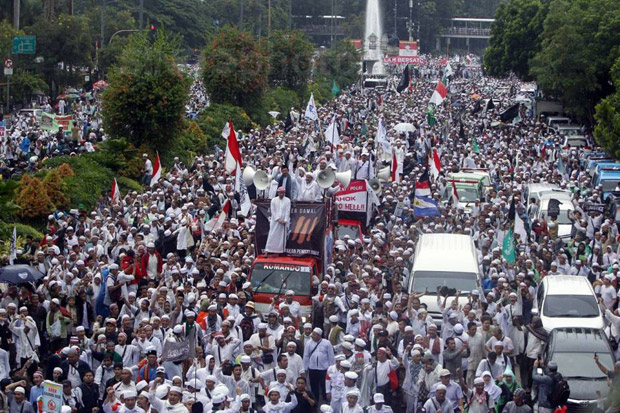 Rencana Aksi 313, Polisi...