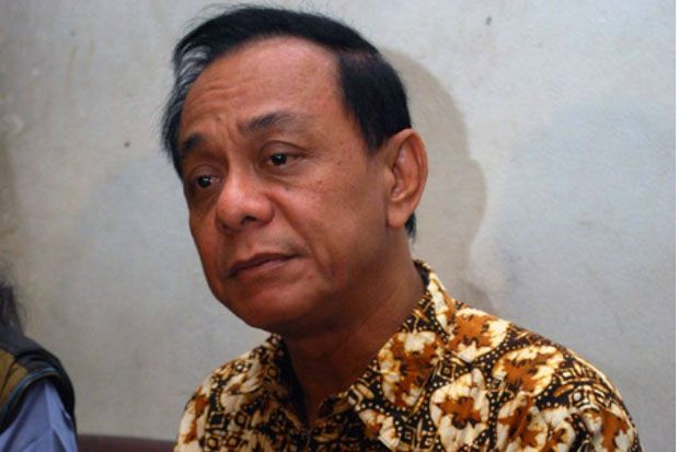 Sebelum Meninggal, Eko...