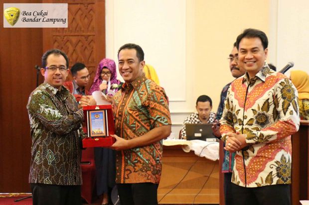 Peran Bea Cukai di Tengah...