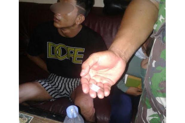 Pakai Sabu, Pasangan...
