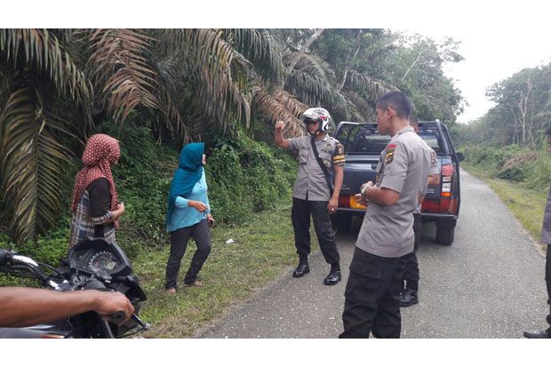 Kendarai Sepeda Motor,...