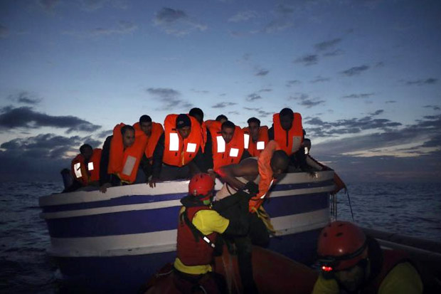 Kapal Tenggelam, 150...
