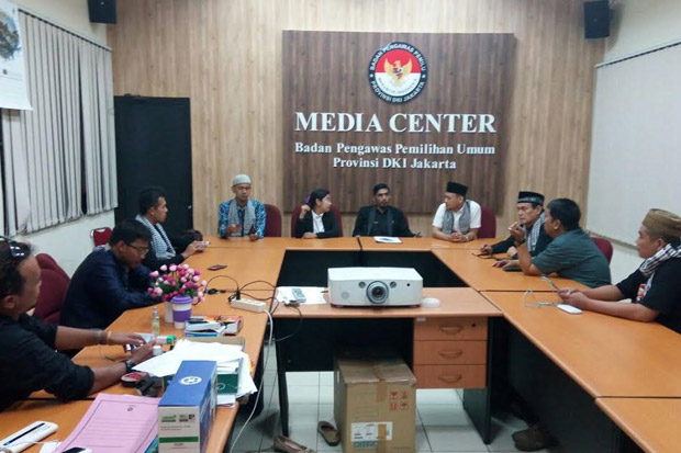 Bagikan Uang Saat Kampanye,...