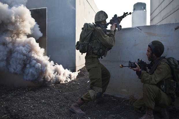 Israel Latihan Tempur...