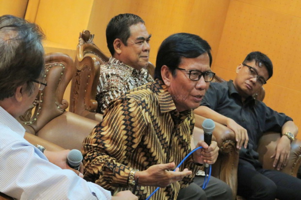 Akui Terima Rp1 M dari...