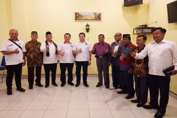 HT Bertemu Sejumlah...