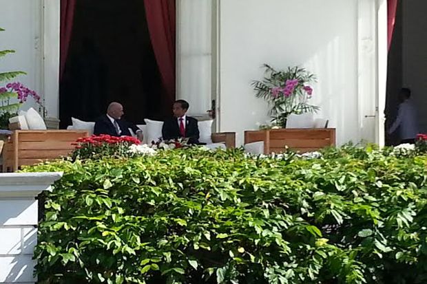 Jokowi Terima Kunjungan...